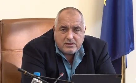 Като цитирал лозунг от Аушвиц, Борисов говорел за своята радост да работи