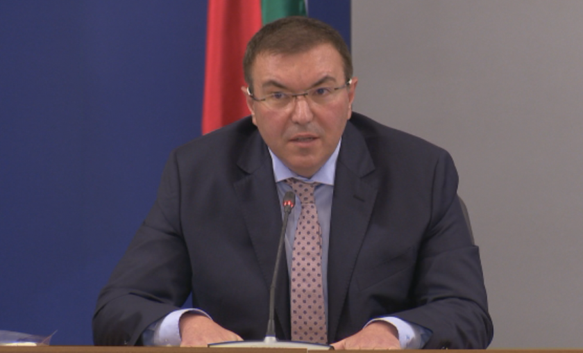 Министър Ангелов: Това, което се случи в Пловдив, е върхът на айсберга