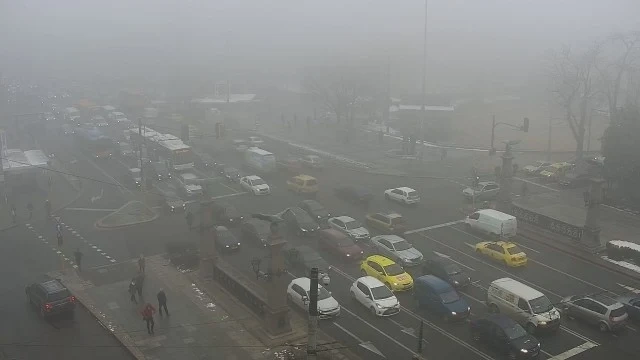 София на 15-о място в света по мръсен въздух днес