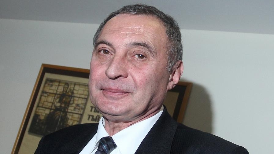 Почина членът на ВСС Евгени Диков