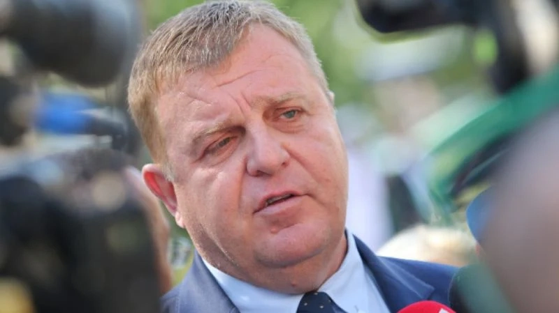 Няма медици за военно-полева болница