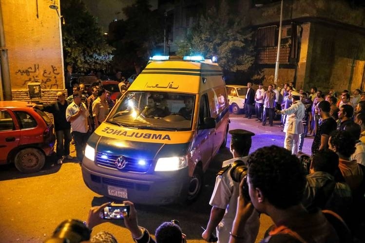 Стара сграда рухна и уби шестима в Северен Египет