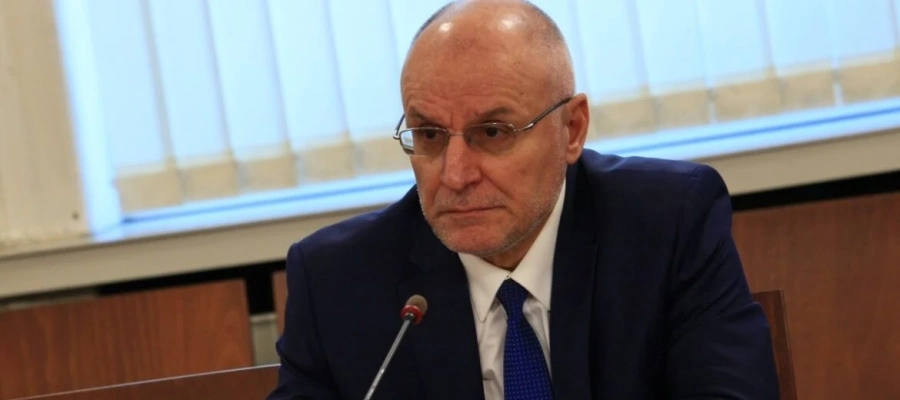 Управителят на БНБ: Възможно е влошаване на икономическата криза