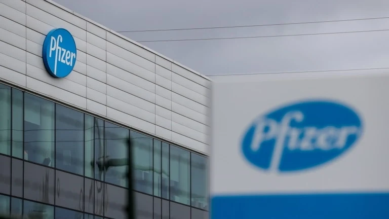 Pfizer прави нова мощна ваксина срещу Covid-19, която се смърка през носа