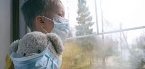 3-годишно дете изкарало COVID-19, заедно с още два вируса