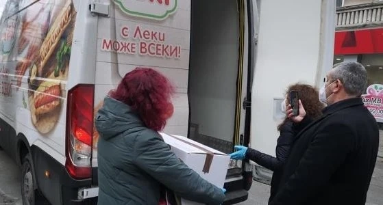 Белла България: Предоставихме безвъзмездно хладилен транспорт за ваксините. Хуморът е неуместен