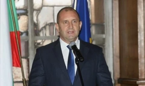 Продължават консултациите на президента: Радев се среща с 4 извънпарламентарни партии