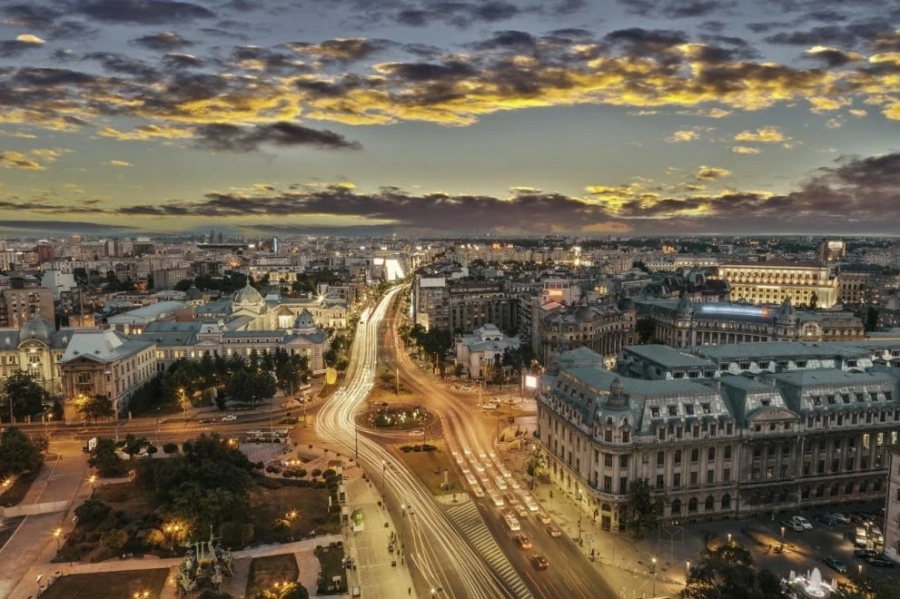 Ресторантите, баровете, кината и театрите в Букурещ отварят от понеделник