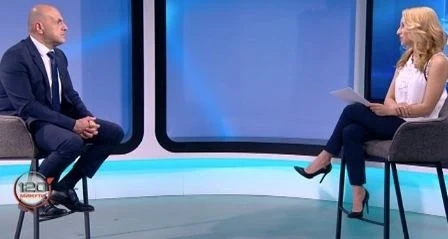 Цънцарова под карантина заради Томислав Дончев