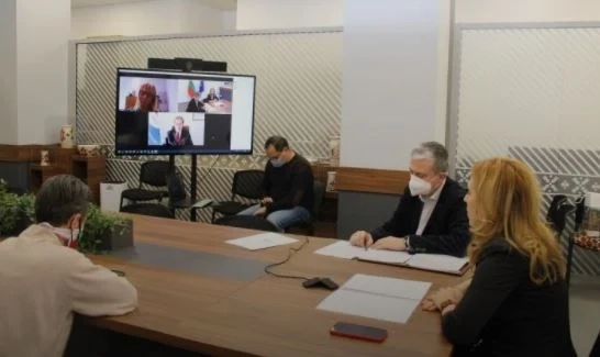 Вицепремиерът Николова обсъди иновативни подходи за борба с COVID кризата в туризма