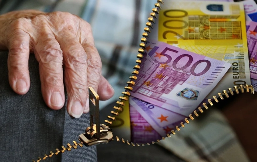 Пенсионерка завеща над 25 млн. евро на болници