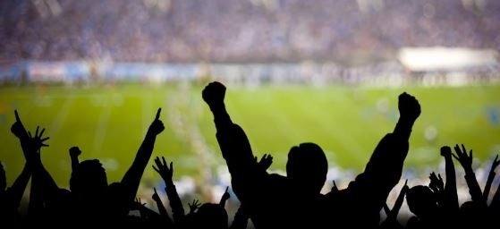 Кралев призова за търпение относно връщането на феновете на стадионите