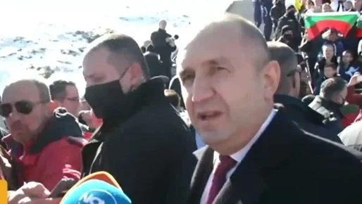Радев: Властта отново се опита да постави под карантина националната ни памет