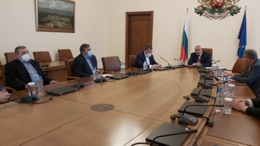 Не се отчита натиск върху болниците