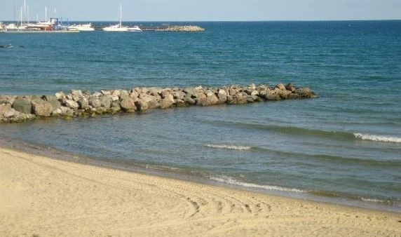Морски плаж Св. Влас - централен си търси концесионер
