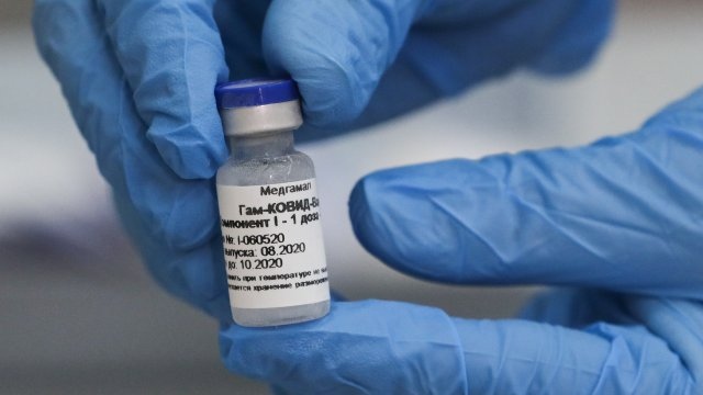 Руската ваксина Спутник V пося разделение сред страните от бившия