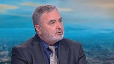 Кунчев: Четирима българи, върнали се от Занзибар, са положителни за COVID-19