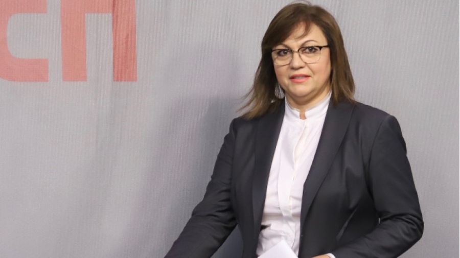 Нинова: Предлагаме решение за паспортизацията на сградите с държавна помощ