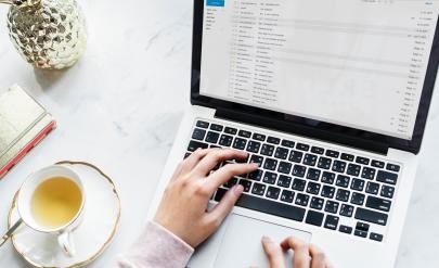 Служителите ще запазят 100 от заплатите си през първата година