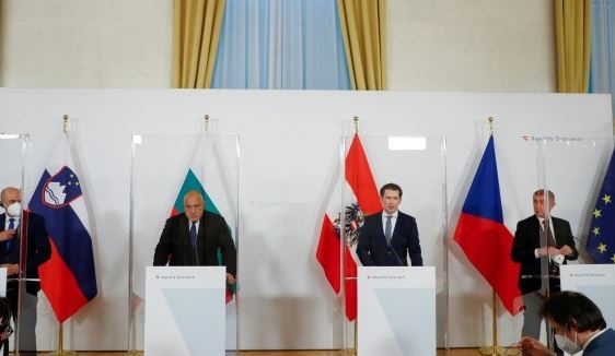 Има два варианта да постъпим като Орбан или да