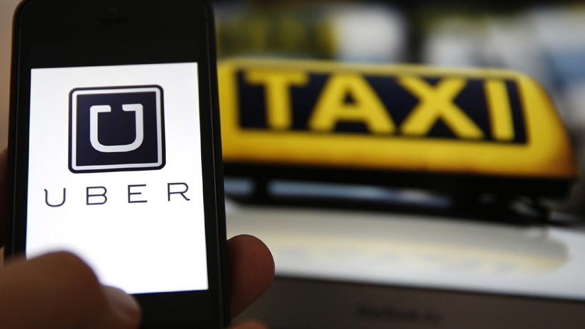 Uber осигурява минимални заплати