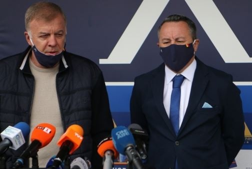 Славиша Стоянович ще продължи да бъде треньор на Левски Това