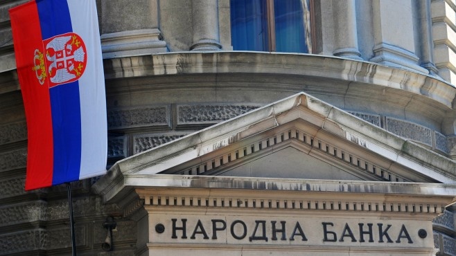 Държaвният глaвa нa Cърбия oбяви нoв плaн зa пoдкрeпa cъoбщи