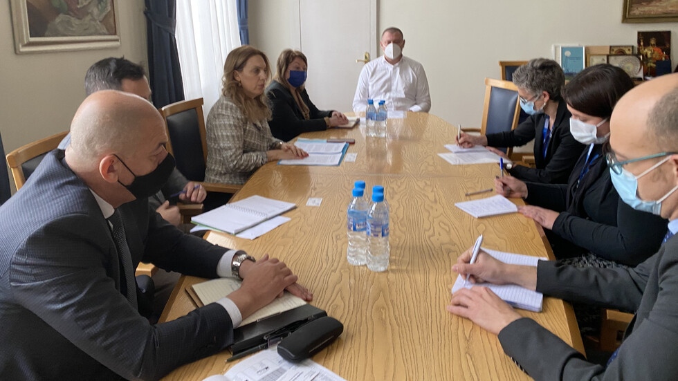 Заместник министър председателят по икономическата и демографската политика Марияна Николова проведе