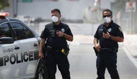 Поредна кървава стрелба в Съединените щати Въоръжен мъж уби десет