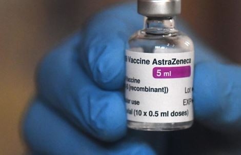 АстраЗенека може да е предоставила непълни данни за ефикасността на