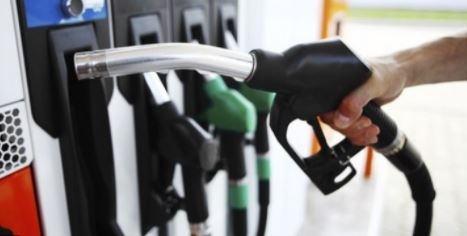 С около 13 на сто са поскъпнали бензинът и дизелът