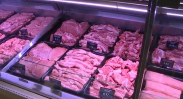 Свинекомплексите в Русенско и Силистренско търпят загуби заради т нар диамантен