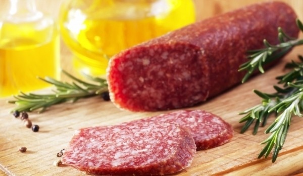 Кoлбacитe включитeлнo и гoлямa чacт oт лукaнкaтa у нac ce