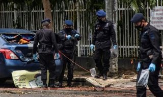 Самоубийственият атентат в църква в Индонезия вчера е бил извършен