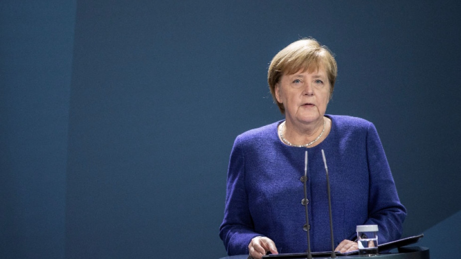 Германският канцлер Ангела Меркел иска повече правомощия за федералното правителство