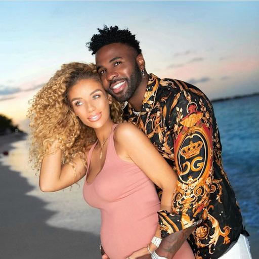 Джейсън Деруло ще става баща