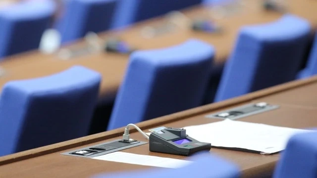 Екзакта: До 8 партии в парламента, ГЕРБ води с близо 9%