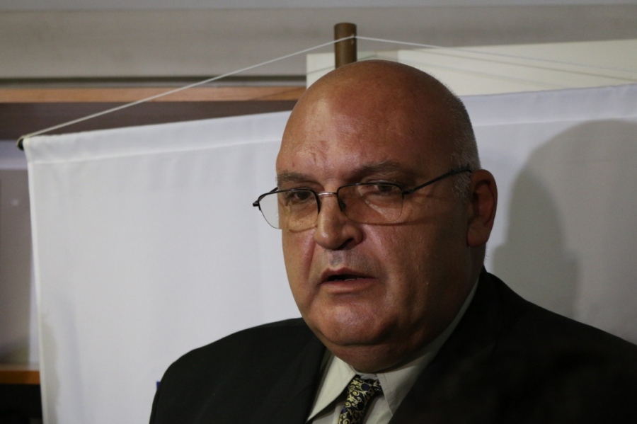 Д-р Брънзалов: При нов пик - да бъде затворено всичко за 10 дни