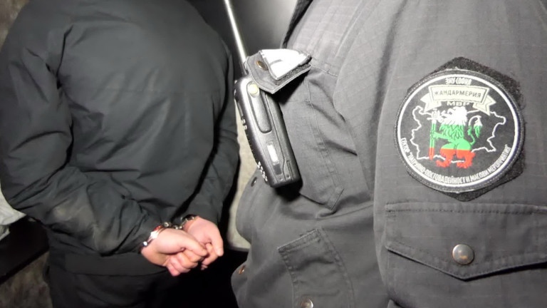 Арестуваха членове на СИК в град Славяново Плевенско Арестът е