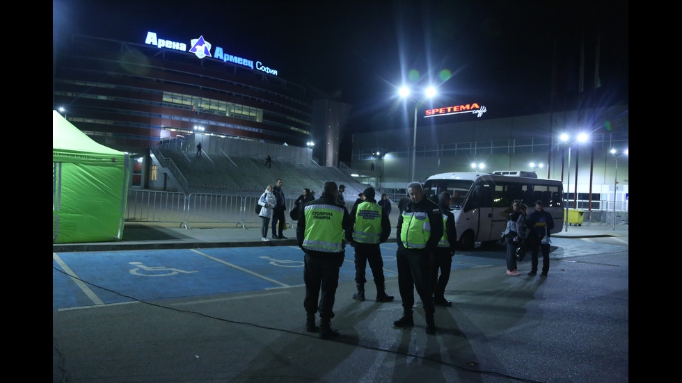 Първите бюлетини от секционни избирателни комисии от 24 ти МИР София