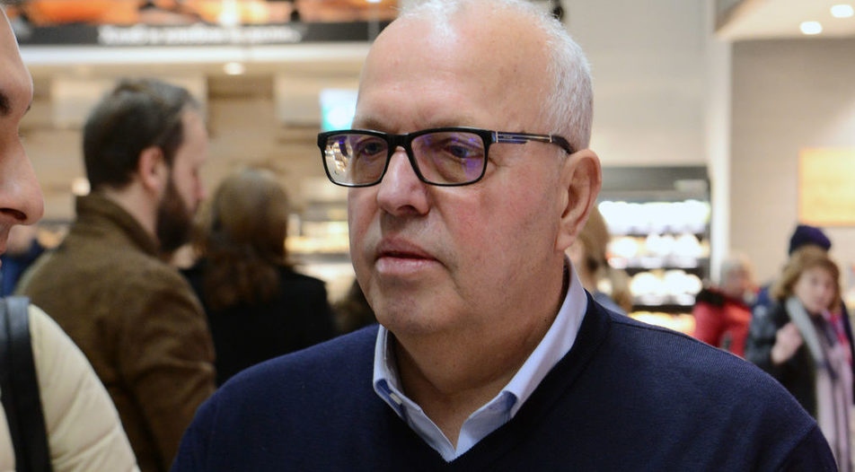 В интернет форумите отдавна се носи мълвата за завера между