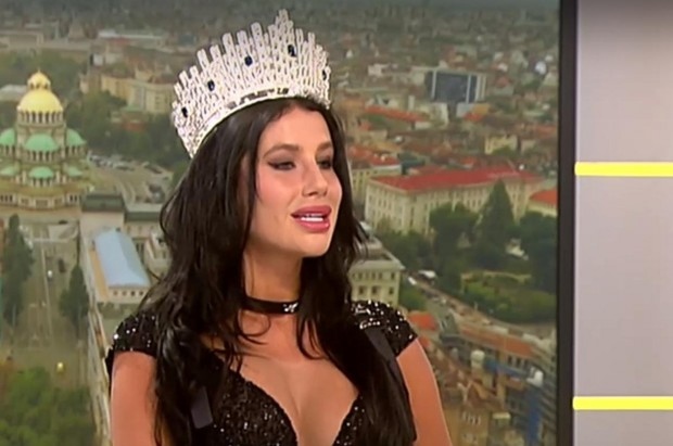 Радинела Чушева ще представи България на Мис Вселена в САЩ