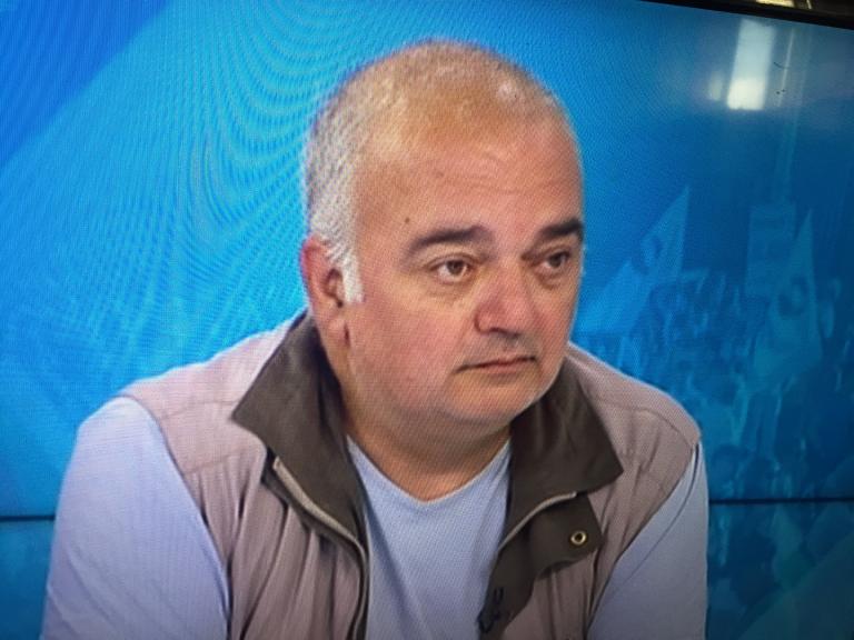 Арман Бабикян знаково лице от протестите и от Изправи се