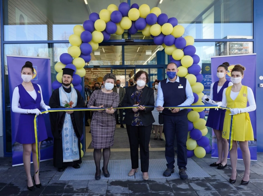 Lidl отвори врати в Троян – 50-ия град, в който веригата стъпва