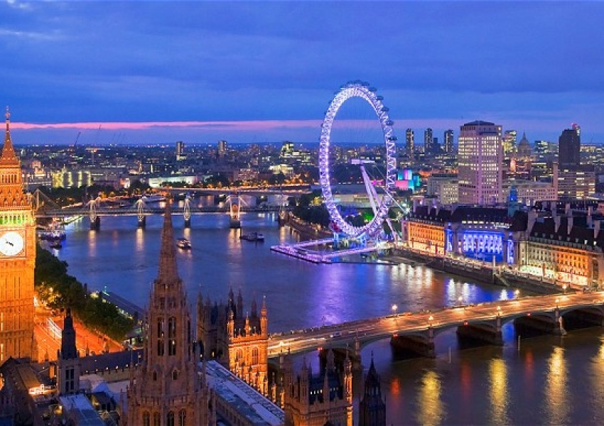 От днес Англия навлиза във втората фаза на облекчаване на