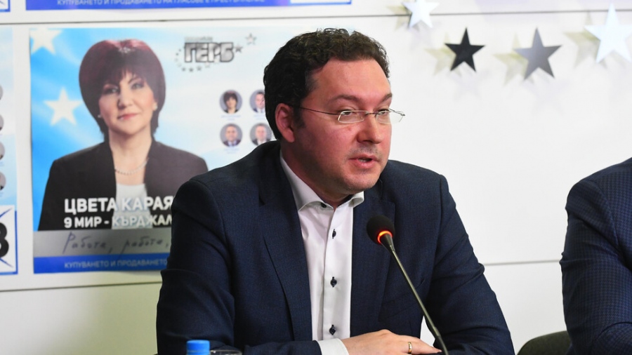 Официално! ГЕРБ издига Даниел Митов за министър-председател