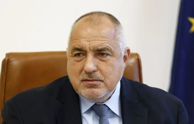 Борисов депозира оставката на правителството