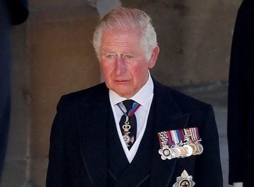 Сълзите на принц Чарлз трогнаха Великобритания (СНИМКИ)