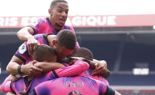 Пари Сен Жермен и Сент Етиен сътвориха един от най интересните