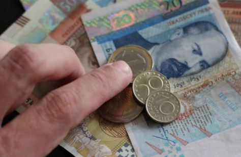 Над 390 000 пенсионери в страната с пенсии от 300 01